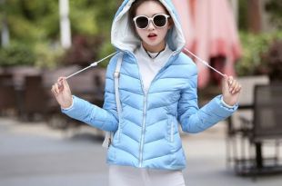 Женская куртка с капюшоном: модное объединение изыска и практичности