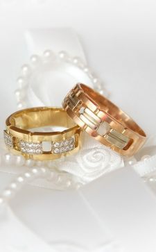 Обручальные кольца: как подобрать классический вариант