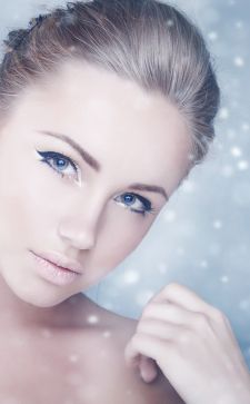 Как сделать легкий макияж в белых тонах самостоятельно