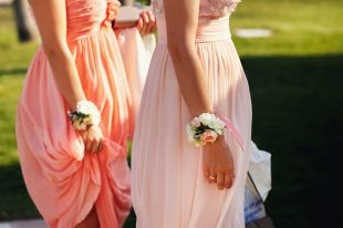 Выбираем платья для подружек невесты