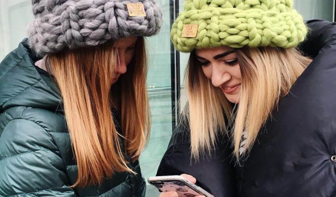 Популярные фасоны женских шапок на зиму и весну 2023