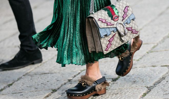 Женские сабо – колоритная обувь в условиях города