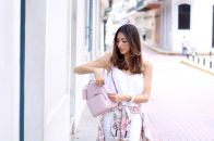 Как и с чем носить розовый рюкзак: модные советы