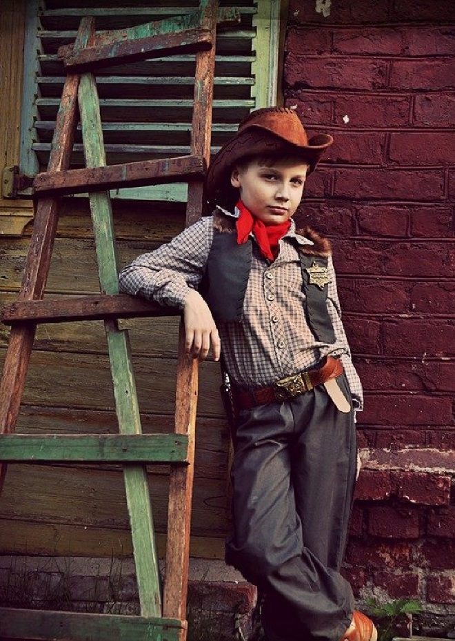 Инструкция по пошиву костюма ковбоя для мальчика. Делаем оригинальные элементы своими руками