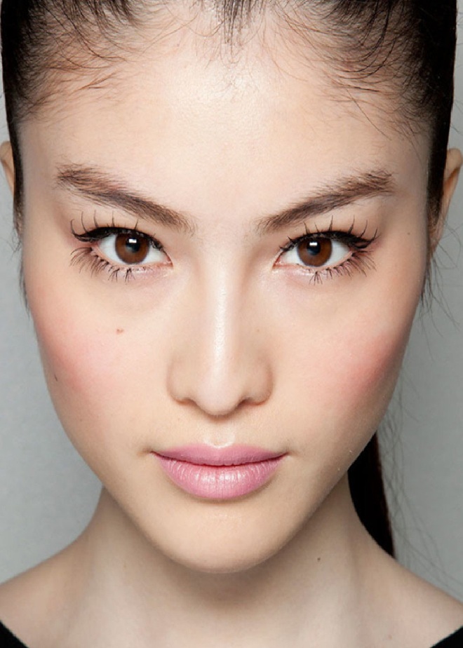 Брови для нависшего века. Макияж для азиатских глаз. Раскосые глаза. Красивые азиатские глаза. Свадебный макияж для азиатских глаз.