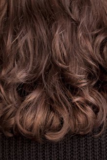 Химия на средние волосы: способы накрутки