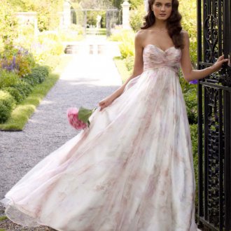 Роскошное цветочное свадебное платье