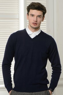 Черный стильный мужской пуловер