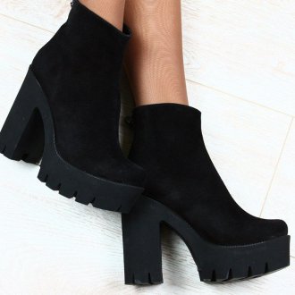 Черные замшевые женские ботинки