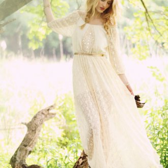 Длинное свадебное платье с блестками в стиле бохо