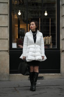 Белая куртка пальто