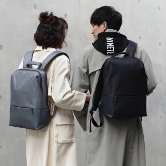 Серый рюкзак стильный