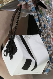 Бренды сумок Louis Vuitton белая