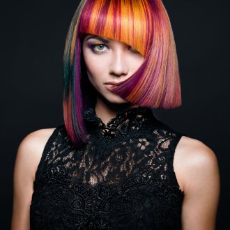 Окрашивание волос разноцветное пиксельное 2022