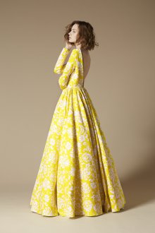 Платье с открытой спиной желтое