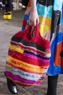 Вязаная сумка разноцветная