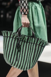 Вязаная сумка зеленая
