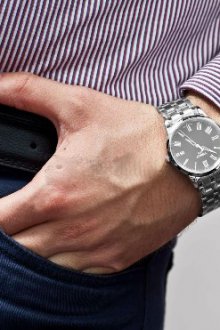 Как правильно носить наручные часы