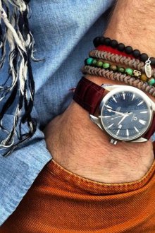Как носить наручные часы и браслеты