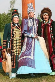 Традиционный костюм для взрослых жителей Якутии