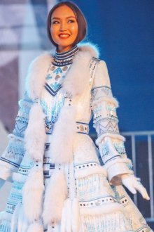 Советы стилистов по выбору якутского национального костюма