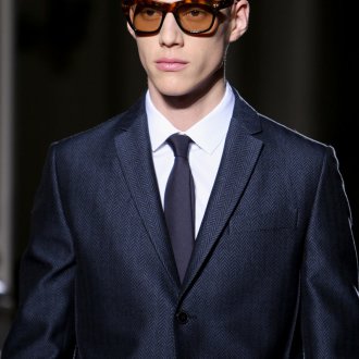 Солнцезащитные мужские очки  от Валентино