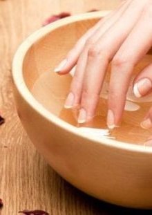 Особенности ванночек для укрепления ногтей
