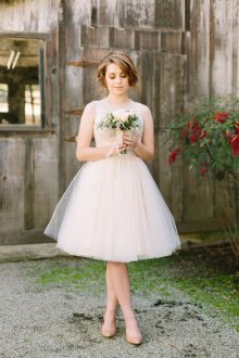 Красивое свадебное платье в стиле нью лук