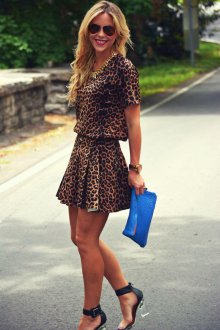 Короткое платье с леопардовым принтом